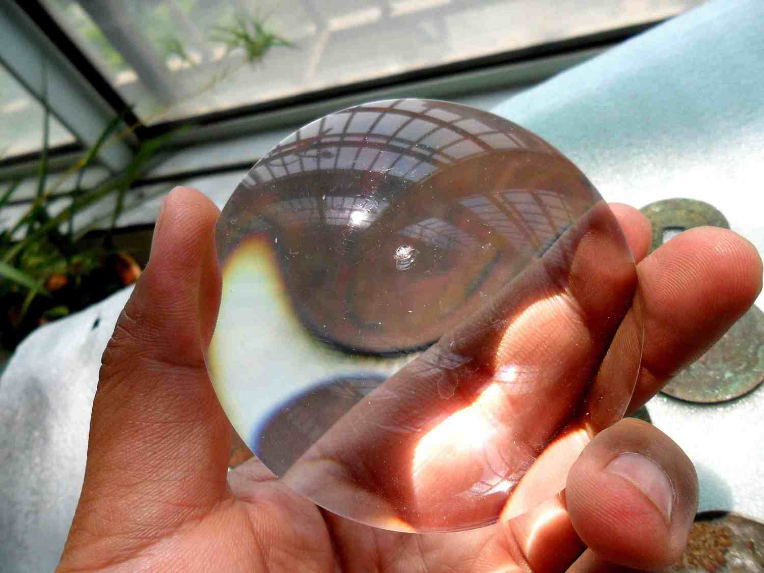 賞玩錢(qián)幣絕佳寶器 光學(xué)玻璃放大鏡，專業(yè)鑒藏的得力助手